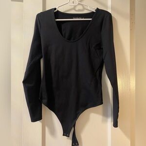 Abercrombie Long Sleeve Scoopneck Bodysuit - Black